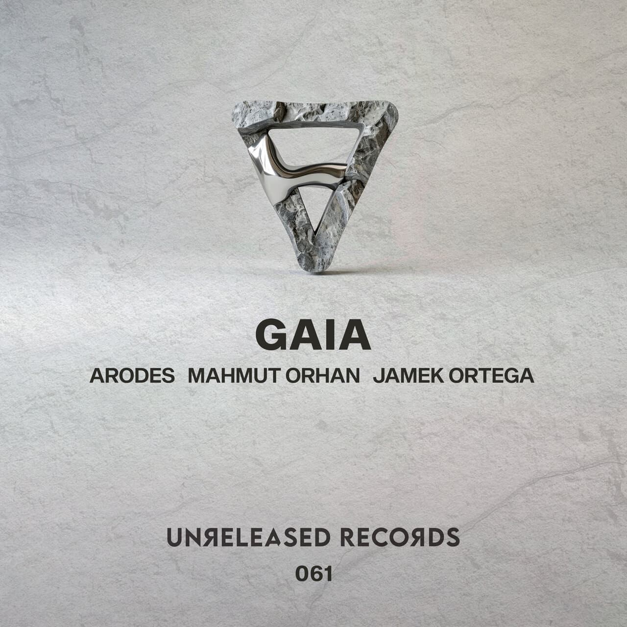 "Gaia" (Hourglass, Columbia 67912)
